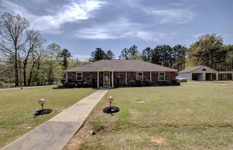 7200 Nell Drive, Pine Bluff, AR 71603