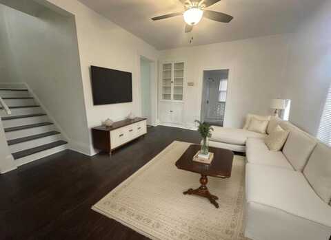 124 W Ohio Street, Circleville, OH 43113