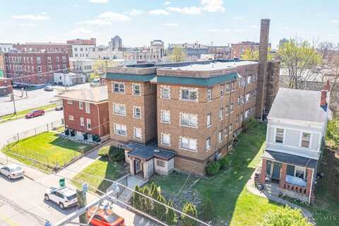 825 Wm H Taft Road, Cincinnati, OH 45206