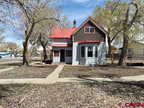 638 N Cascade Avenue, Montrose, CO 81401