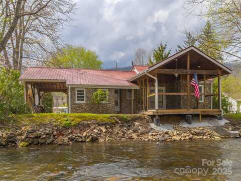 1159 Sulphur Springs Road, Waynesville, NC 28786