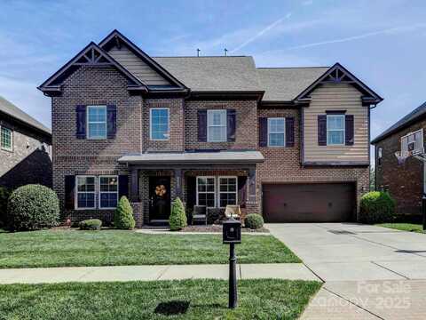 9622 Harvest Pond Avenue NW, Concord, NC 28027