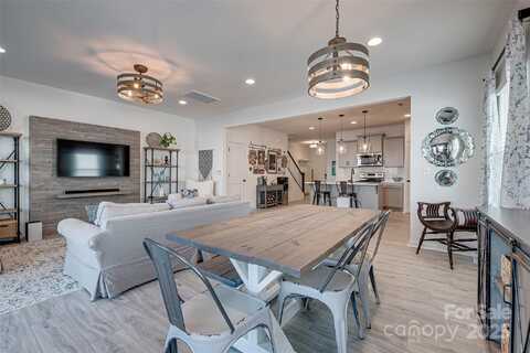 11120 Pagebrook Lane, Charlotte, NC 28214