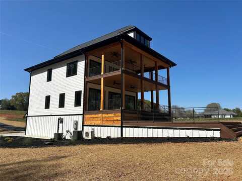 15170 Cove Point Lane, Norwood, NC 28128