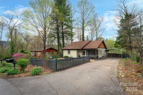 605 Rhododendron Avenue, Black Mountain, NC 28711
