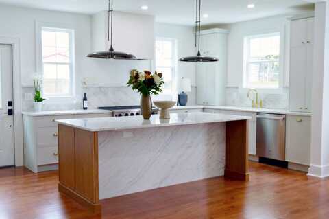 10 Killians Street, Charleston, SC 29403
