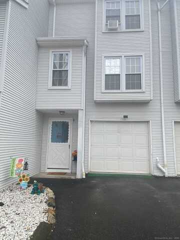 24 Deerwood Lane, Waterbury, CT 06704