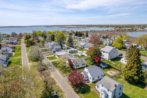 5 Hammock Parkway, Clinton, CT 06413