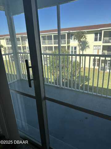 719 S Beach Street S, Daytona Beach, FL 32114