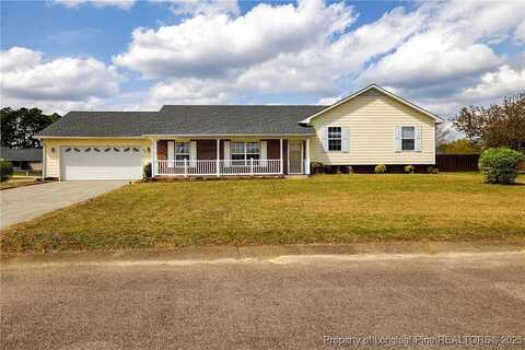 301 Hawthorn Drive, Raeford, NC 28376