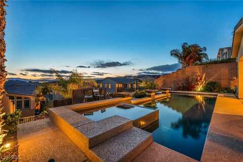 19 Hilltop Crest Street, Henderson, NV 89011