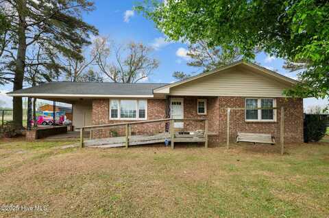 2042 Pinetops-Crisp Road, Pinetops, NC 27864