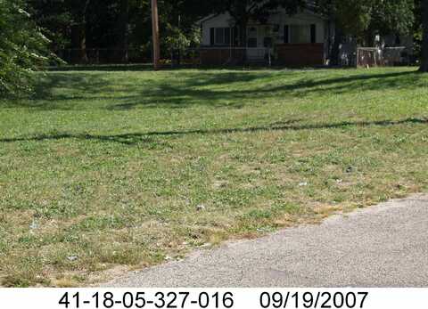 1003 SE Dickinson St, Grand Rapids, MI 49507