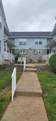316 Ventnor Ct, Piscataway, NJ 08854
