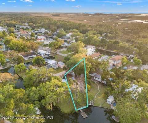 5420 Teal Drive, Weeki Wachee, FL 34607