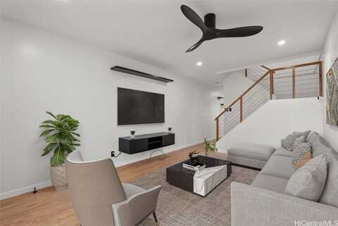 98-801 C Iho Place, Aiea, HI 96701