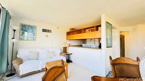 300 Wai Nani Way, Honolulu, HI 96815