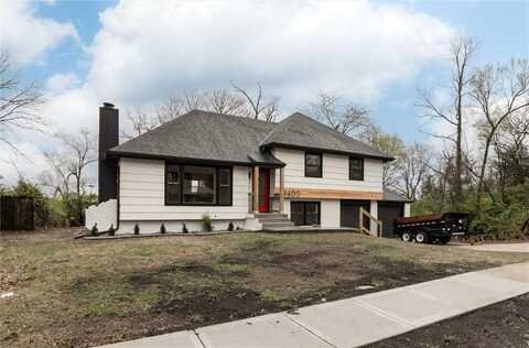 9400 White Avenue, Kansas City, MO 64138