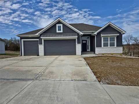 502 Seventh Street, Smithville, MO 64089