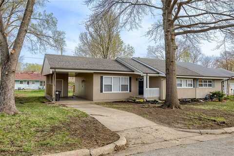 411 Ranchero Plaza, Belton, MO 64012