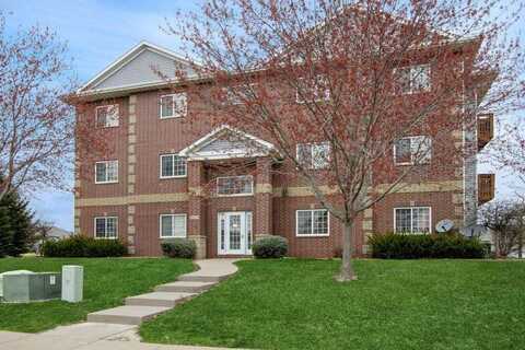 2300 West Lake Rd, NorthLiberty, IA 52317