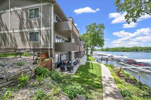 101 19Th Street 502, Spirit Lake, IA 51360