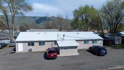 723 Burns Street, Clarkston, WA 99403
