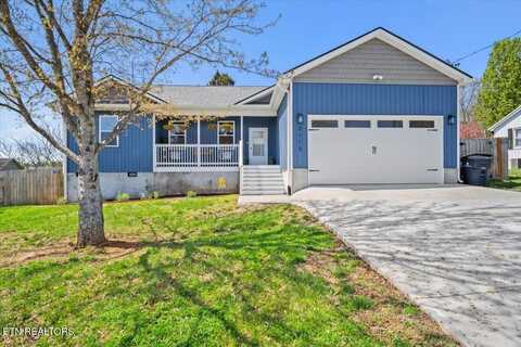 2113 Sunny Lane, Knoxville, TN 37912