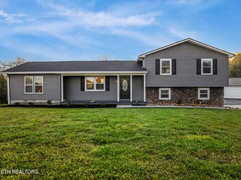 3641 S Fork Place, Maryville, TN 37801