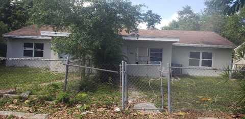 1425 NE 131st St, North Miami, FL 33161