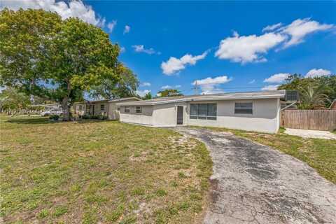 5810 SW 54th Ave, Davie, FL 33314