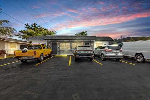 210 NE 40th Ct, Oakland Park, FL 33334