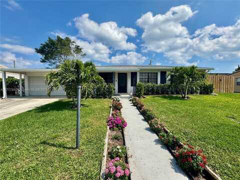 826 Cochran Dr, Lake Worth, FL 33461