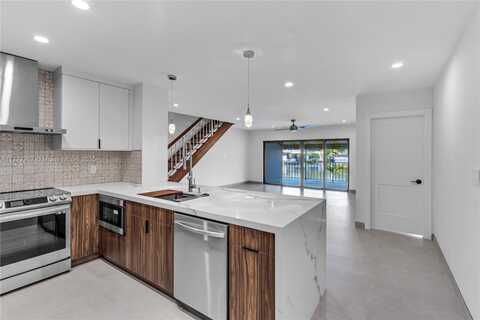 6409 Windmill Gate Rd, Miami Lakes, FL 33014