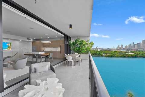 1000 Venetian Way, Miami, FL 33139