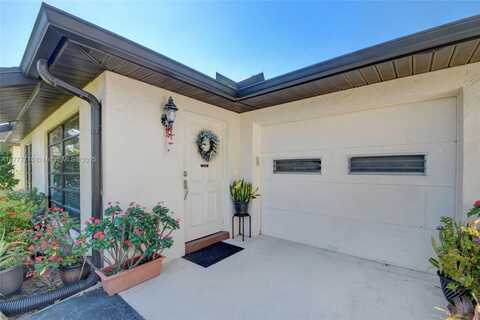 4885 Hawkwood Rd, Boynton Beach, FL 33436