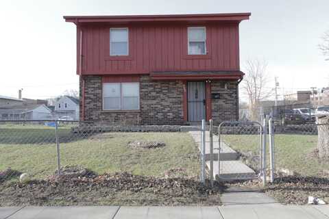 2449 W Highland Ave, Milwaukee, WI 53233