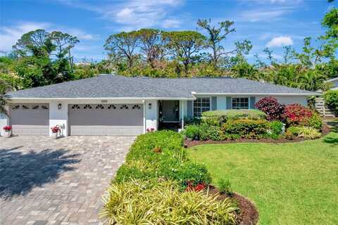 405 PARK BOULEVARD N, VENICE, FL 34285