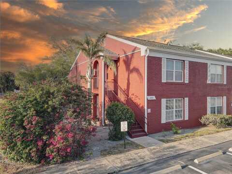 1095 82ND TERRACE N, Saint Petersburg, FL 33702