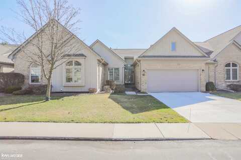 54826 Cambridge, Shelby, MI 48315