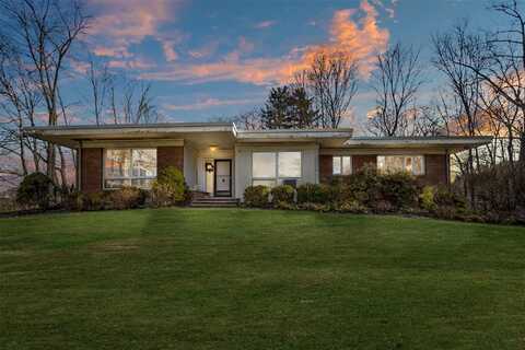 3 Woodward Road, Poughkeepsie, NY 12603