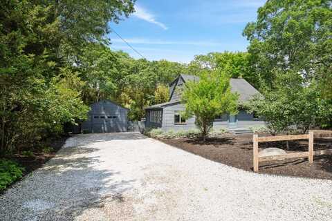 3 Holmes Lane, Hampton Bays, NY 11946