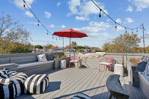21 Pine Street, Portland, ME 04102
