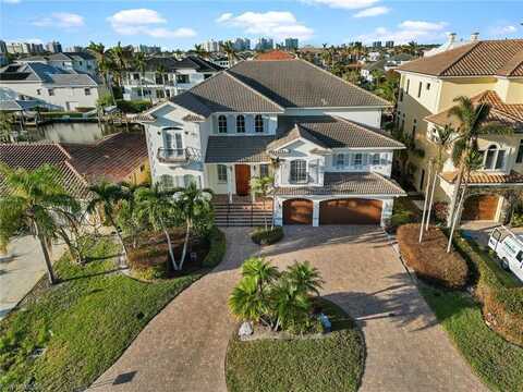 405 Trade Winds, NAPLES, FL 34108