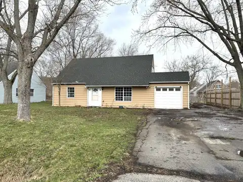 1412 W Broadview Avenue, Crete, IL 60417