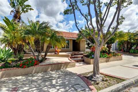 5321 Strasbourg Avenue, Irvine, CA 92604