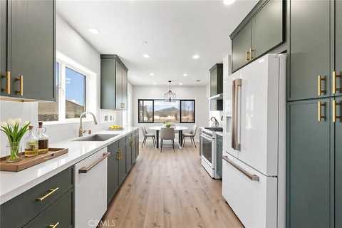 6242 Morley Avenue, Los Angeles, CA 90056