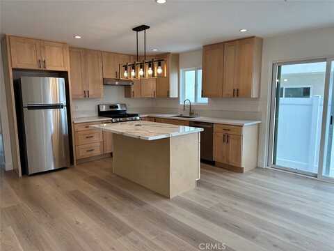 5436 Kester, Sherman Oaks, CA 91411