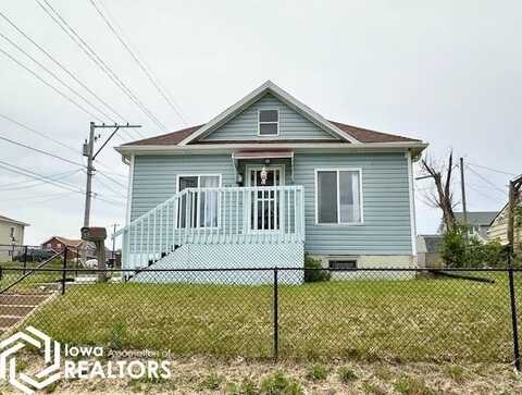 108 N 5th Avenue, Marshalltown, IA 50158