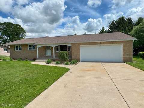 120 Robin Hood Drive, Youngstown, OH 44511